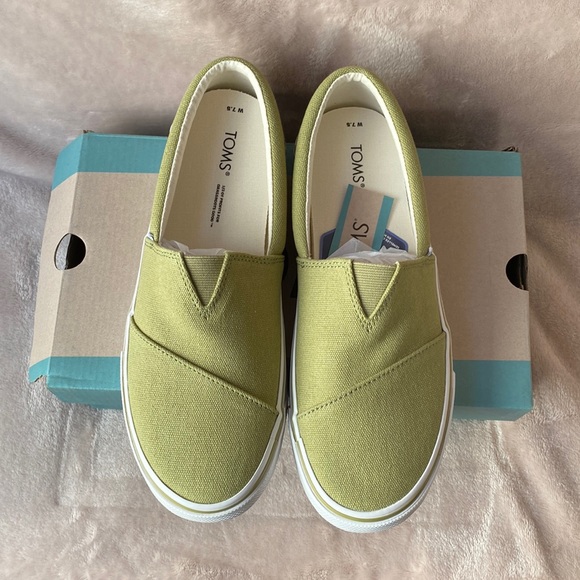 Toms Alpargata Fenix Slip-On - Cedar Green (size 7.5) - Picture 1 of 11
